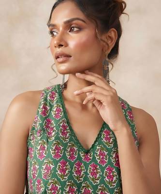 Green cotton printed top for women 4