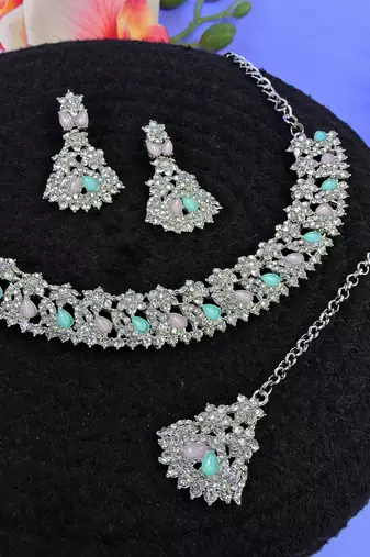 Green color rhodium plating festive wear designer necklace set