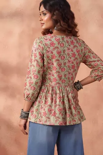 Green cotton printed top for women