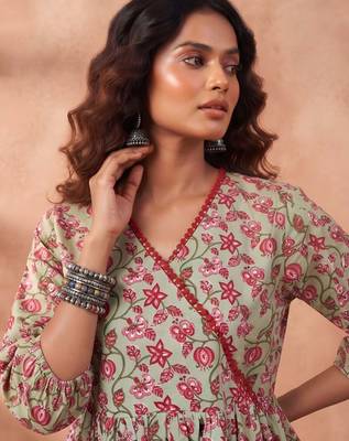 Green cotton printed top for women 4