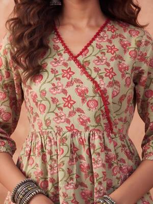 Green cotton printed top for women 5