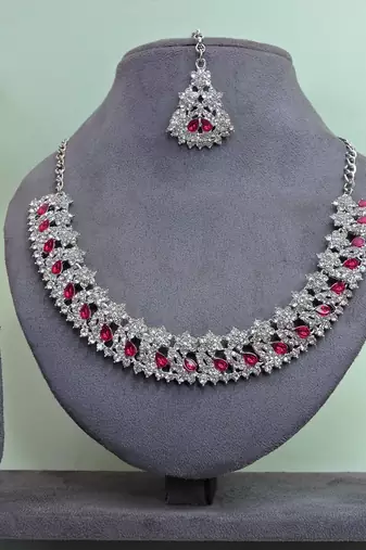 Pink color rhodium plating festive wear designer necklace set