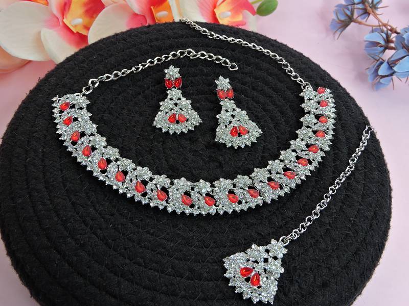 Red color rhodium plating festive wear designer necklace set