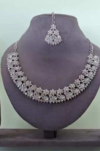 White color rhodium plating festive wear designer necklace set