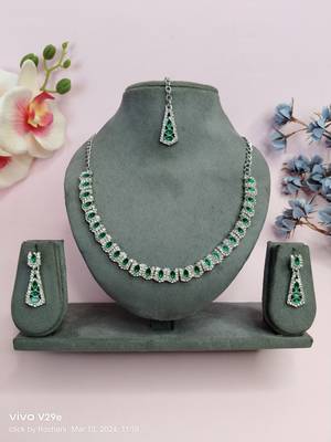 Green color rhodium plating festive wear designer necklace set 1