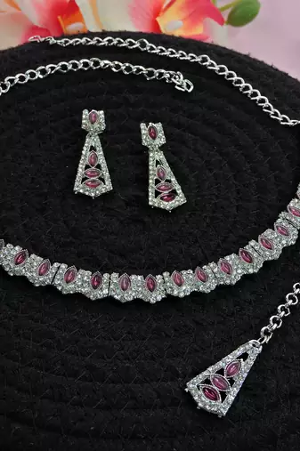 Purple color rhodium plating festive wear designer necklace set