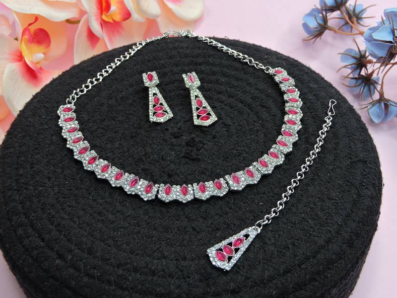 Pink color rhodium plating festive wear designer necklace set