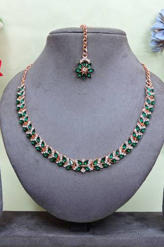 Green color rhodium plating festive wear designer necklace set