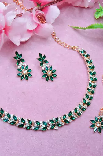 Green color rhodium plating festive wear designer necklace set
