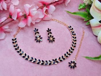 Pink color rhodium plating festive wear designer necklace set 2