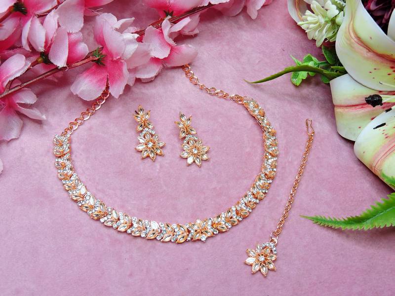 Pink color rhodium plating festive wear designer necklace set