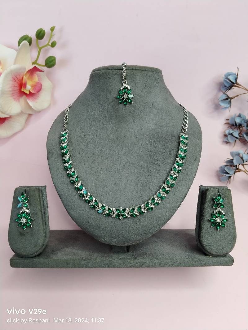 Green color rhodium plating festive wear designer necklace set