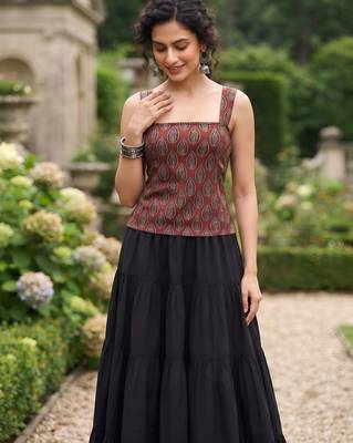Maroon cotton printed top for women 3