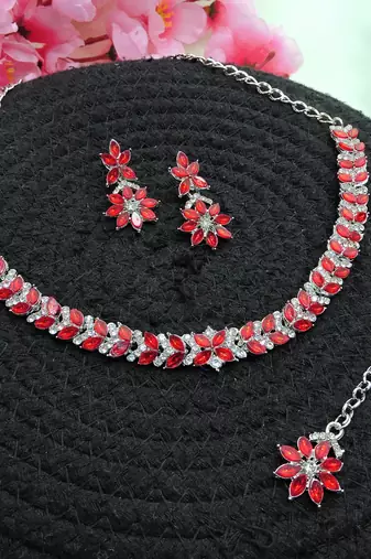 Red color rhodium plating festive wear designer necklace set
