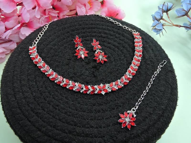 Red color rhodium plating festive wear designer necklace set