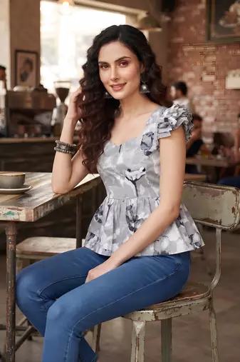 Grey cotton printed top for women