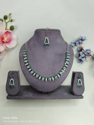 Green color rhodium plating festive wear designer necklace set 1