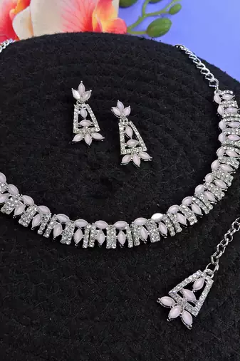 Pink color rhodium plating festive wear designer necklace set