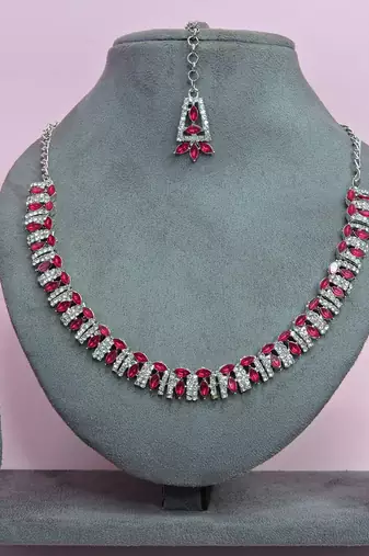 Pink color rhodium plating festive wear designer necklace set