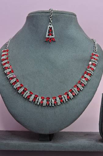 Red color rhodium plating festive wear designer necklace set