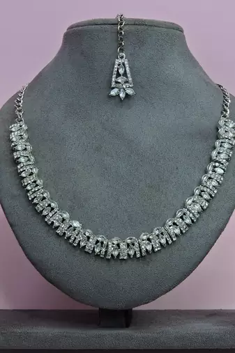 White color rhodium plating festive wear designer necklace set