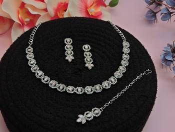 Pink color rhodium plating festive wear designer necklace set 2