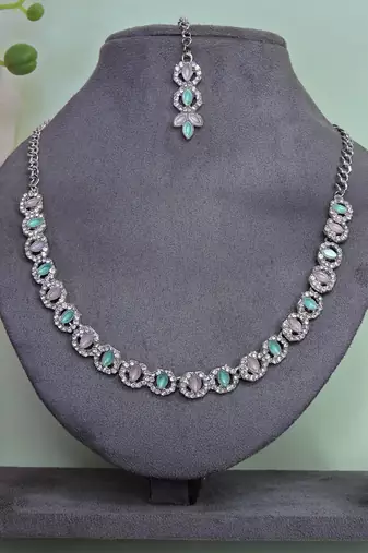 Green color rhodium plating festive wear designer necklace set