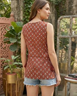 Maroon cotton printed top for women 3