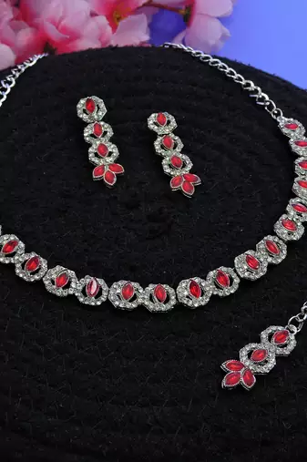 Red color rhodium plating festive wear designer necklace set