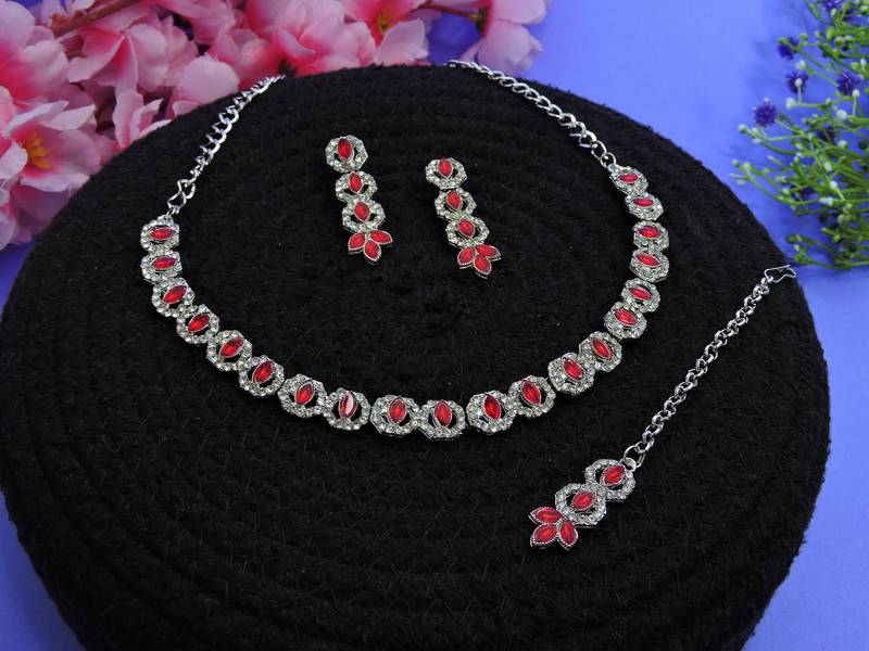 Red color rhodium plating festive wear designer necklace set