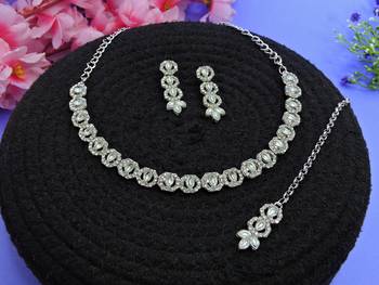 White color rhodium plating festive wear designer necklace set 2