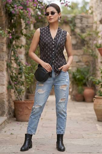 Black cotton printed top for women