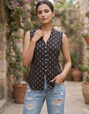 Black cotton printed top for women 2