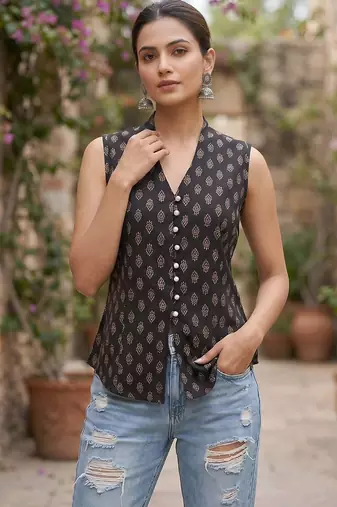Black cotton printed top for women
