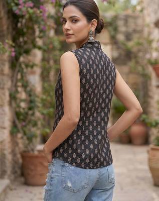 Black cotton printed top for women 3