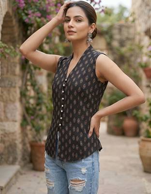 Black cotton printed top for women 5