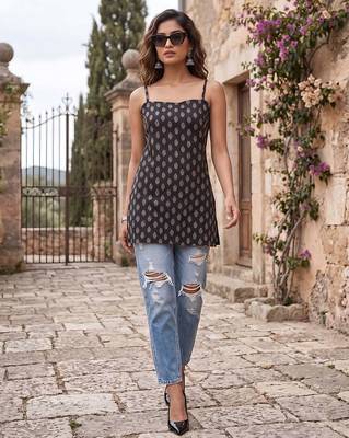 Black cotton printed top for women 1