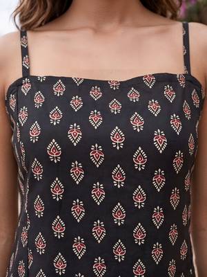 Black cotton printed top for women 4