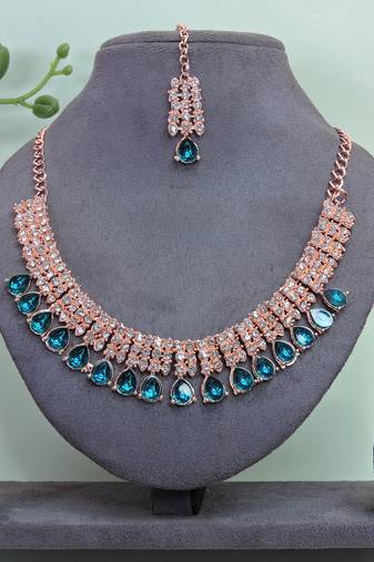 Green color rhodium plating festive wear designer necklace set