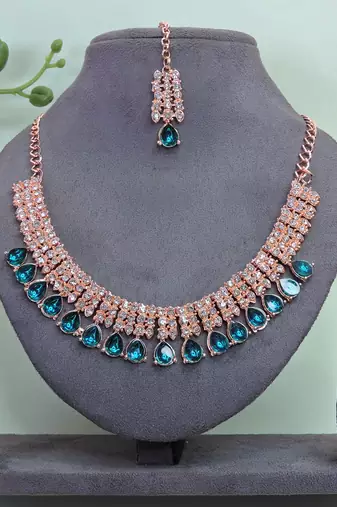 Green color rhodium plating festive wear designer necklace set