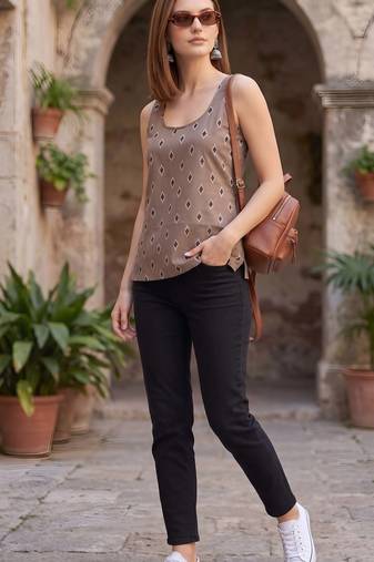 Beige cotton printed top for women