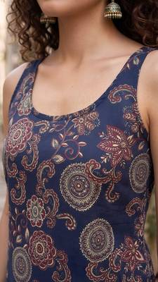 Blue cotton printed top for women 4