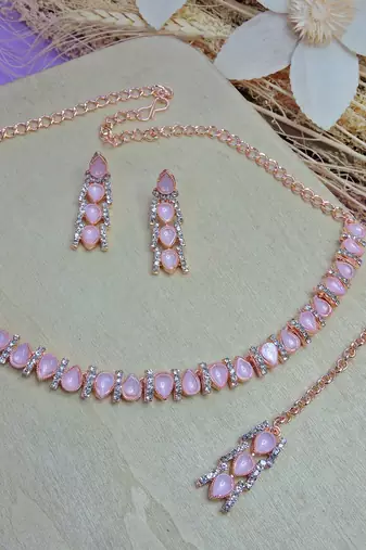Pink color rhodium plating festive wear designer necklace set