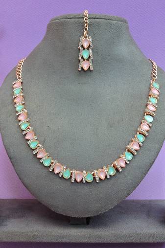 Green color rhodium plating festive wear designer necklace set