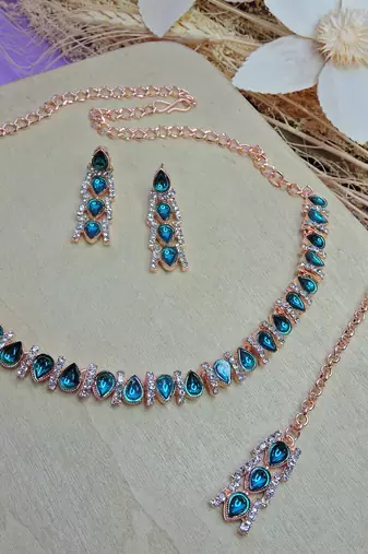 Green color rhodium plating festive wear designer necklace set