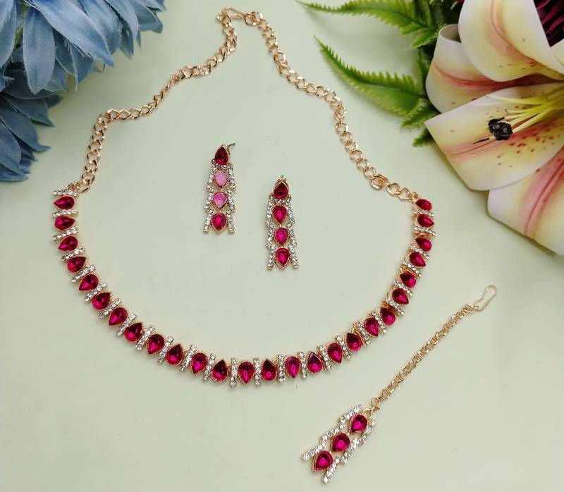 Pink color rhodium plating festive wear designer necklace set