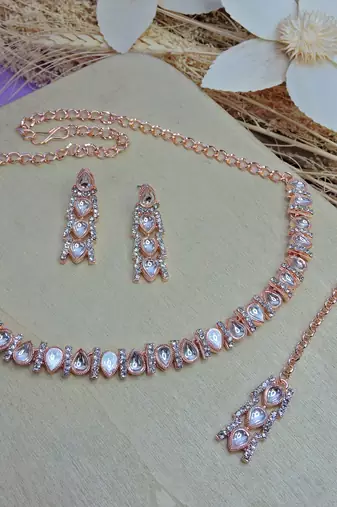 Pink color rhodium plating festive wear designer necklace set