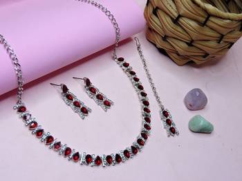 Maroon color rhodium plating festive wear designer necklace set 2