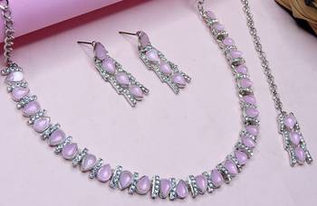 Pink color rhodium plating festive wear designer necklace set 2