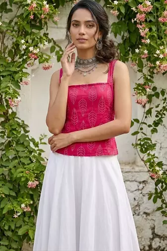 Pink cotton printed top for women
